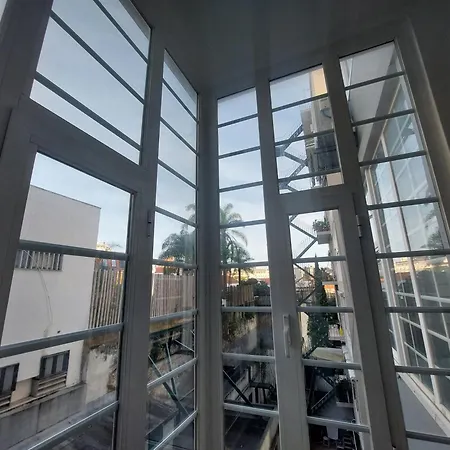 Cabralus 招待所 *